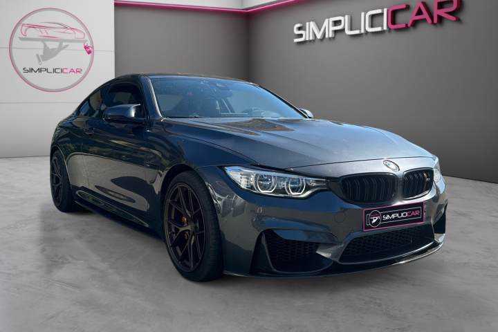 BMW M4 COUPE F82