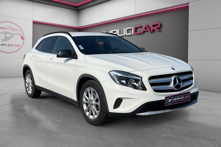 MERCEDES CLASSE GLA