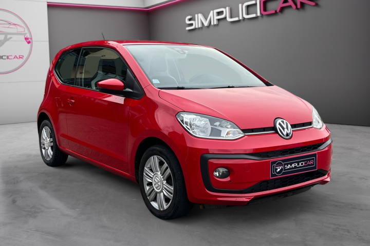 VOLKSWAGEN UP